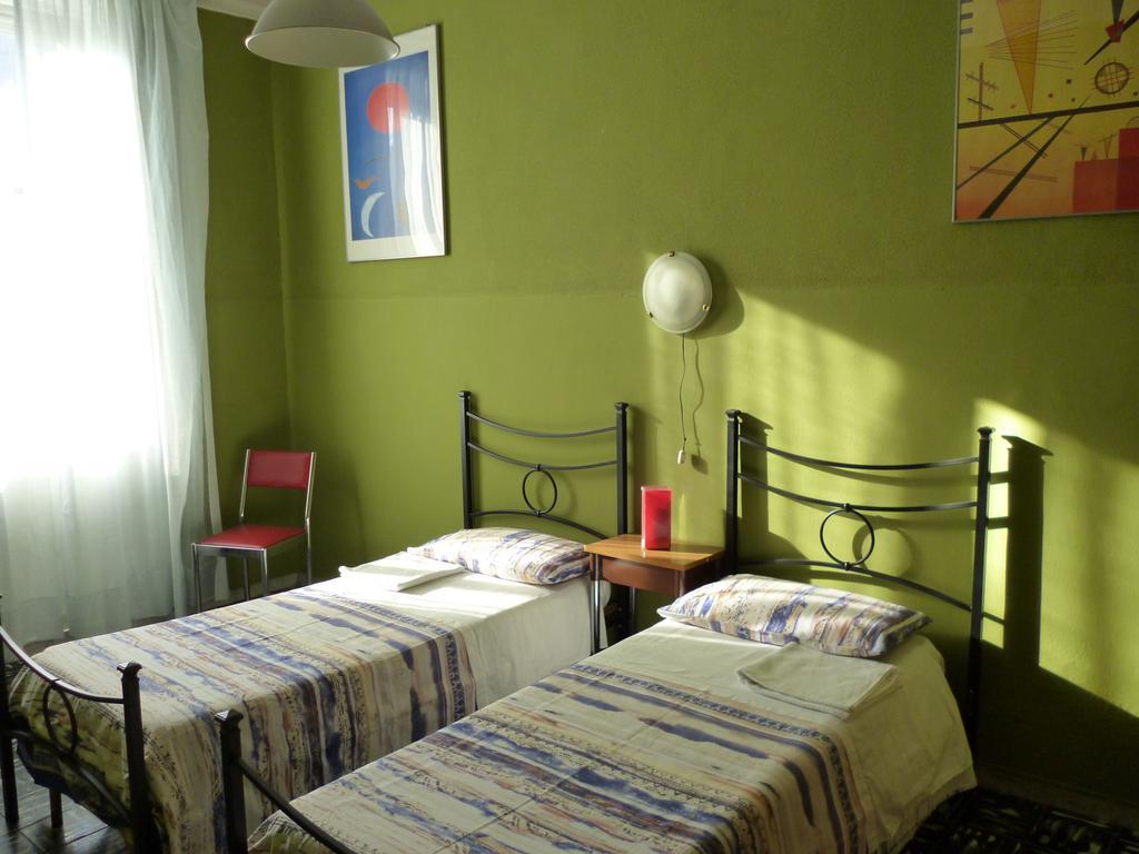 Hotel Giamaica For Girls & Ladies Only Rome Exterior photo