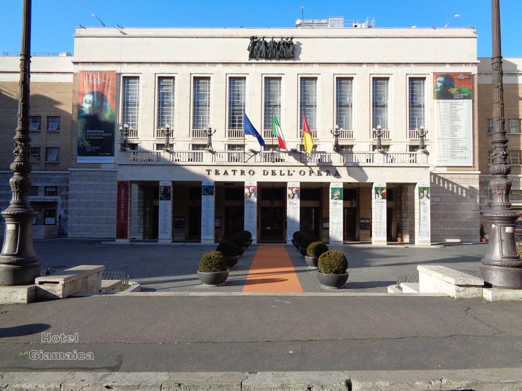 Hotel Giamaica For Girls & Ladies Only Rome Exterior photo